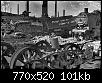Fotothek_df_ps_0000318_ReichsbahngelÃ¤nde_mit_zerstÃ¶rten_Lokomotiven,_Tendern_und.jpg